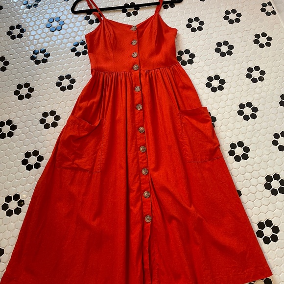 Urban Outfitters/ Red Dress - Picture 1 of 8